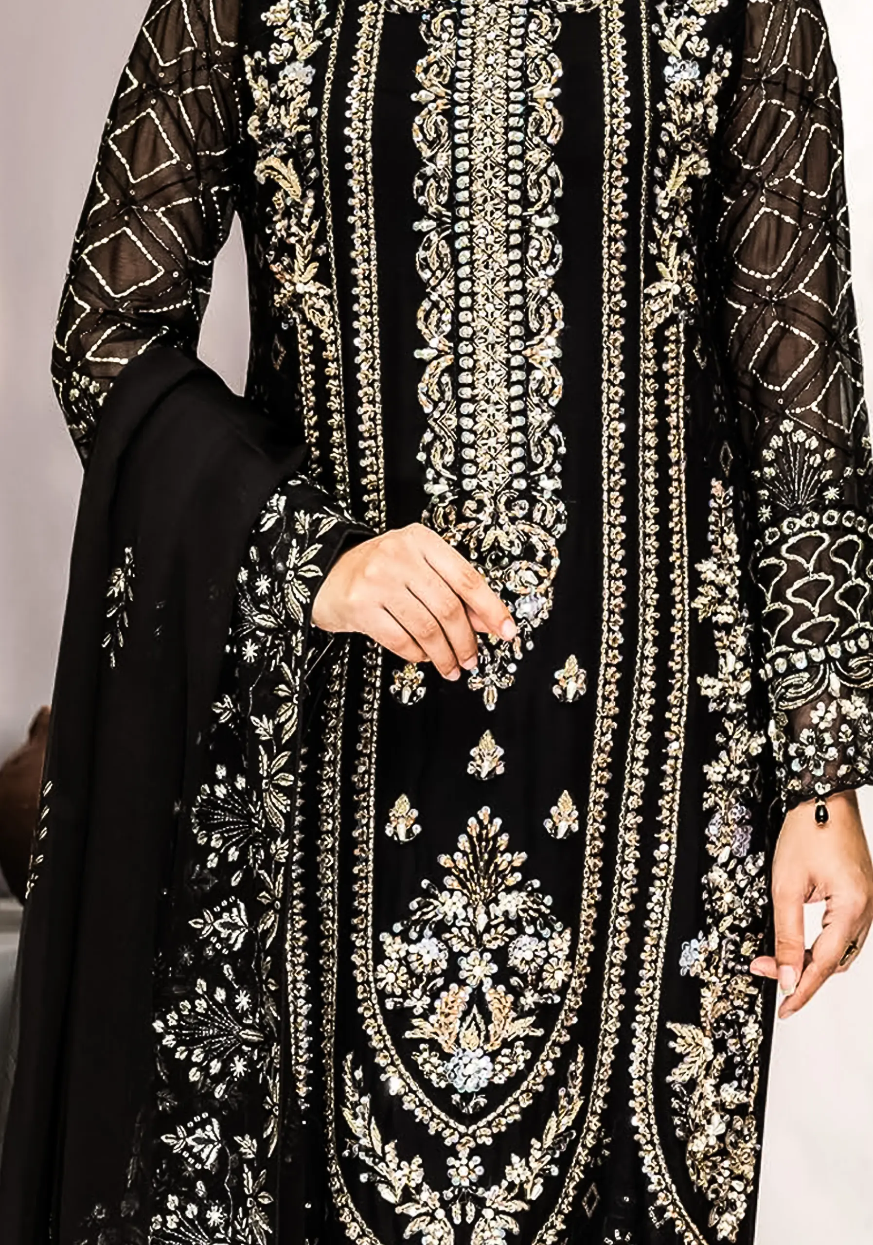 Ramsha WD-530 – Luxury Chiffon Embroidered 3 Piece Black Suit - Image 3