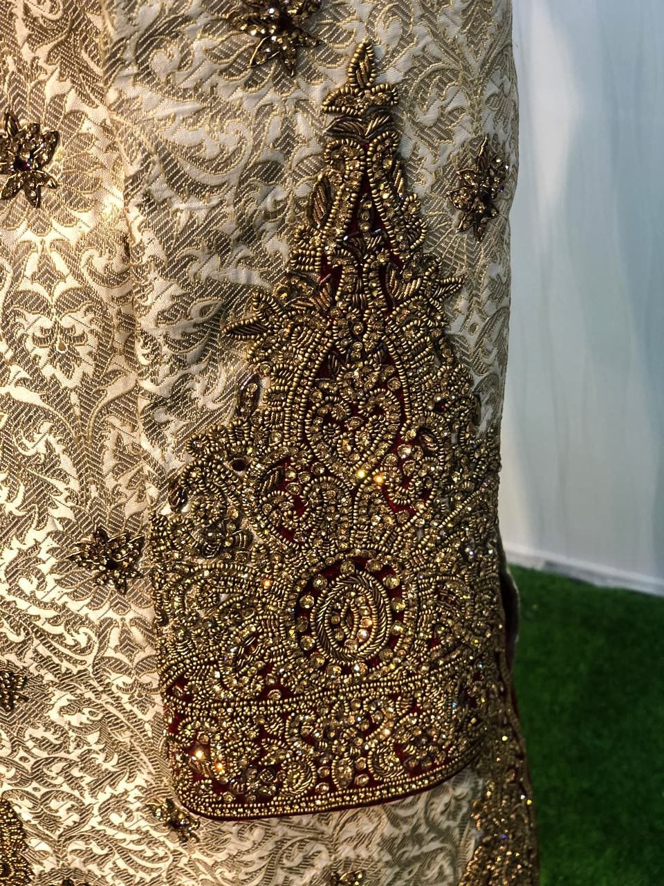 Ivory & Red Embroidered Sherwani - Image 4