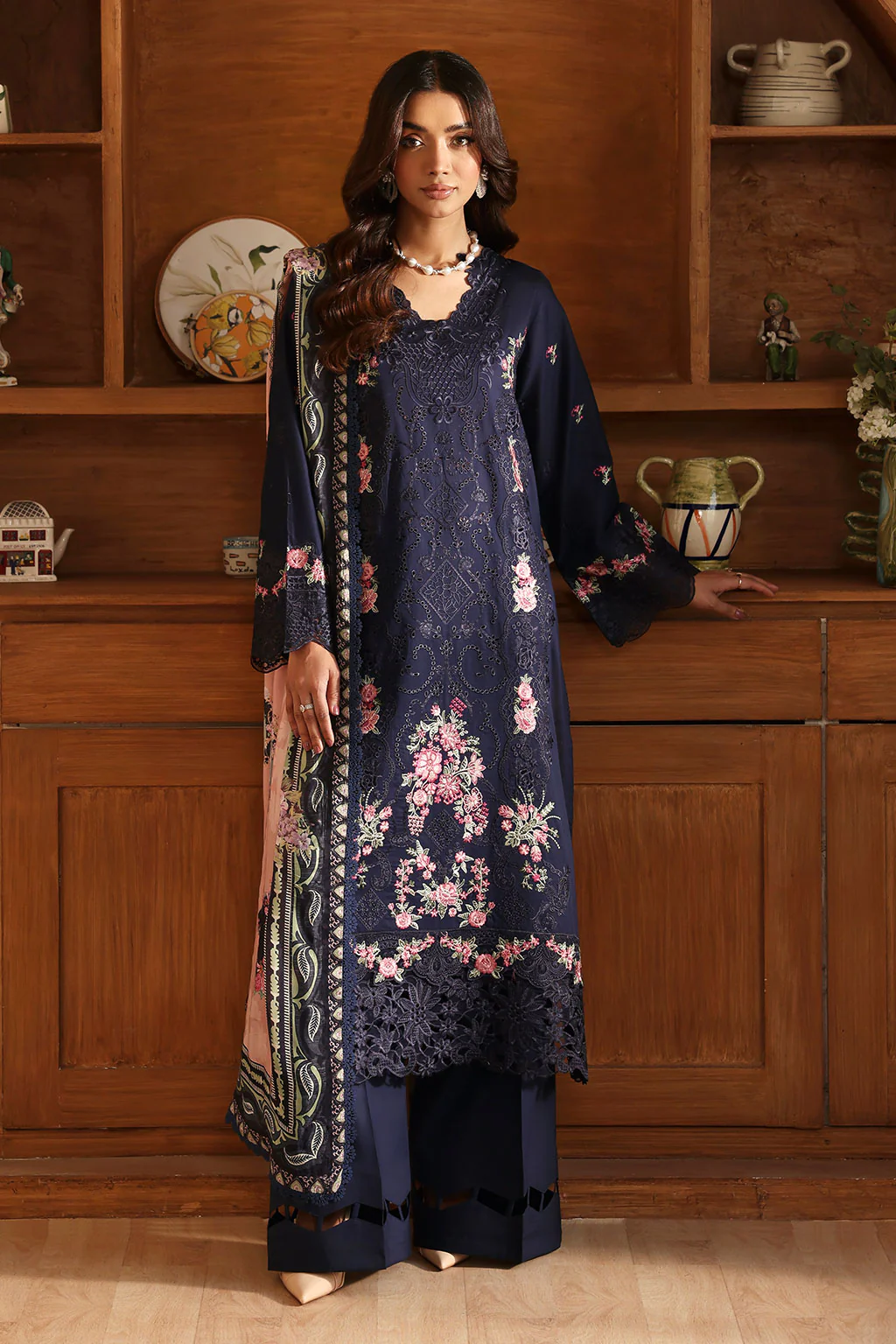 Remsha Andaaz Luxury Lawn Z-1308 - Image 2