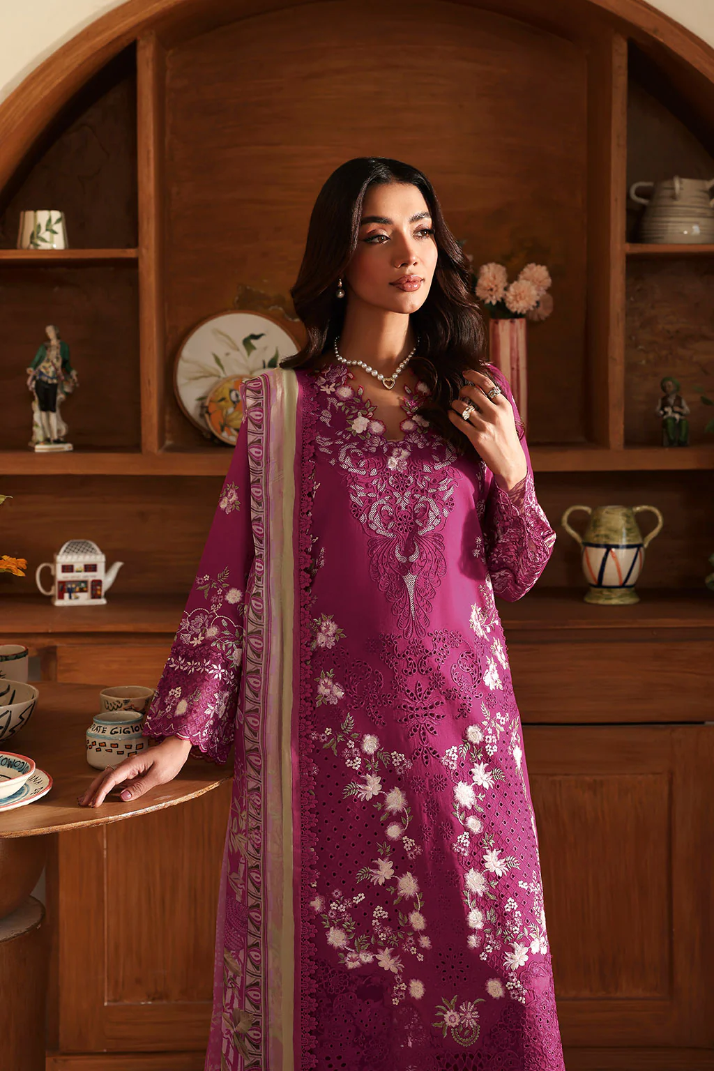 Remsha Andaaz Luxury Lawn Z-1304 - Image 4