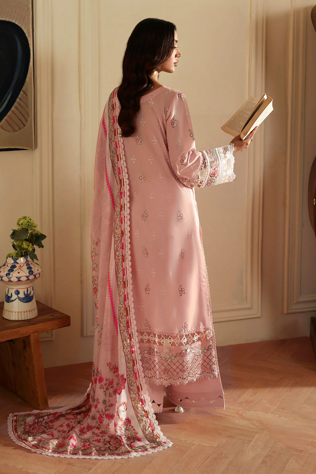 Remsha Andaaz Luxury Lawn Z-1302 - Image 6