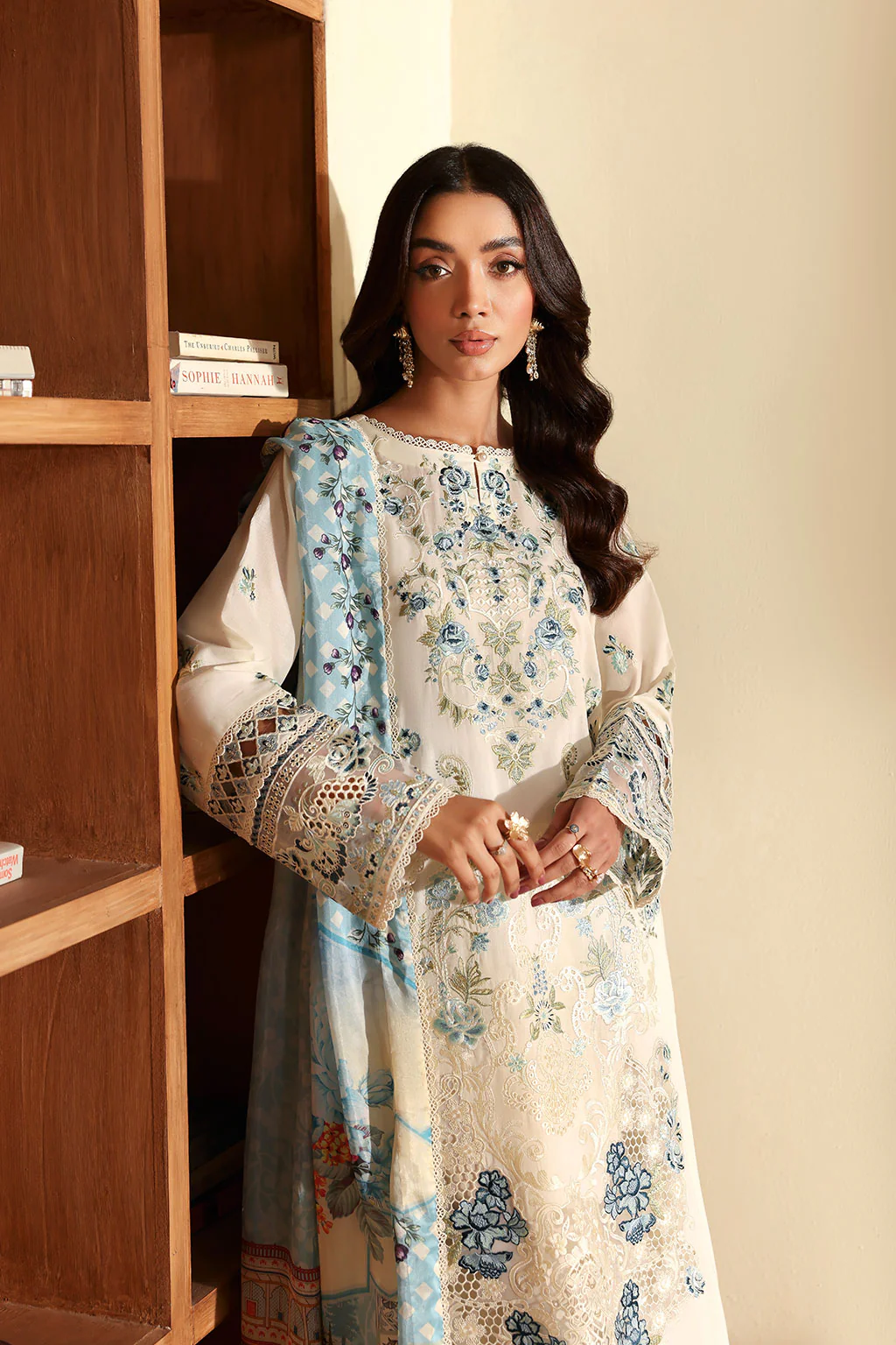 Remsha Andaaz Luxury Lawn Z-1305 - Image 3