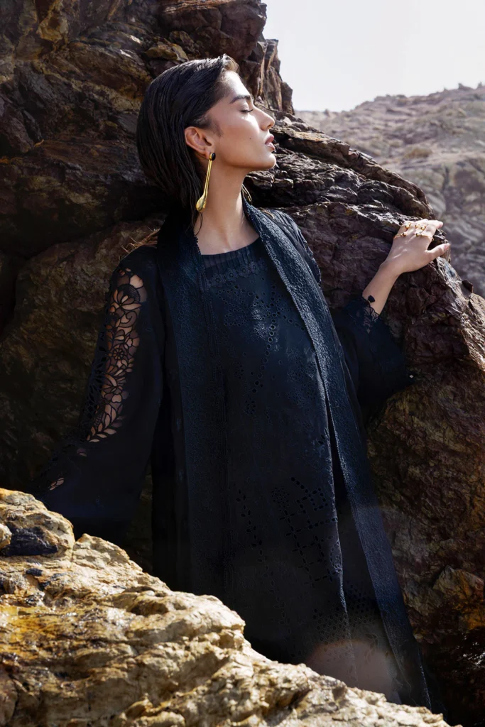 Afsanah-lost-in-waves-prm-lawn-a-205