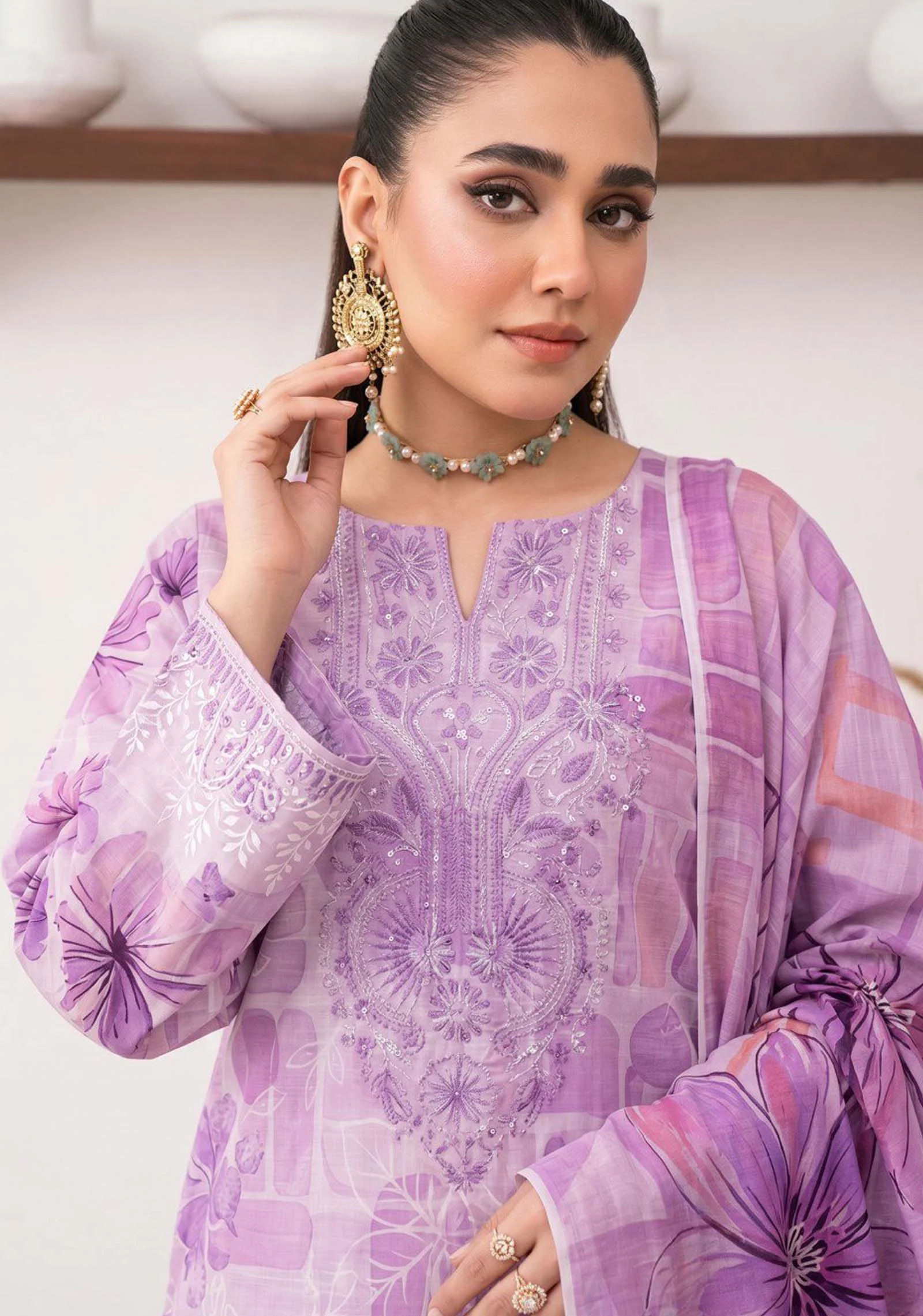 Zehra Lavender 3pc Winter Slub | AALAYA - Image 5