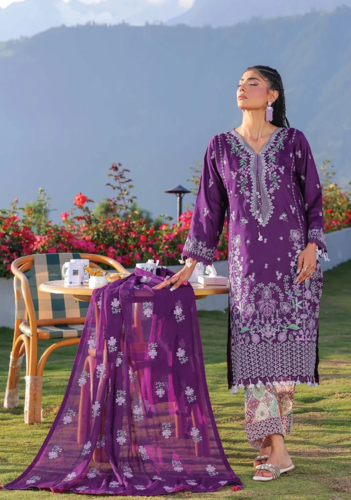 Dastaan Deep Purple Embroidered 3-Piece Suit | GULL-E-RUKH