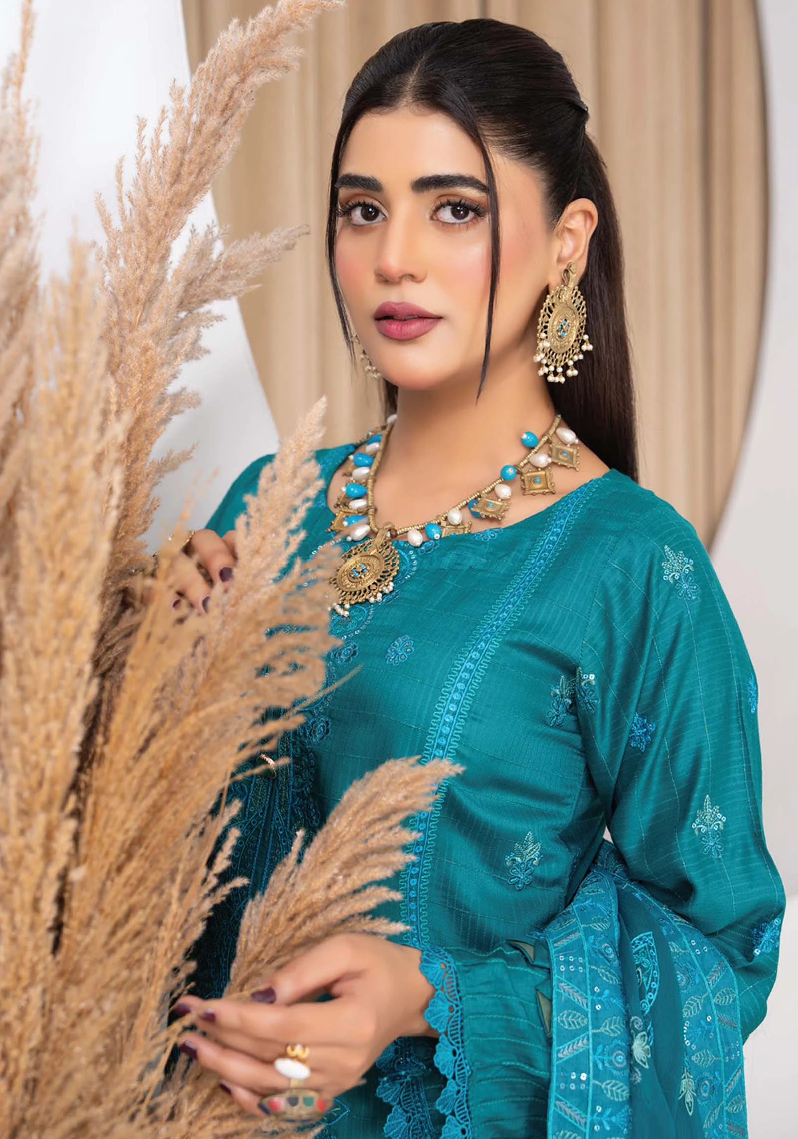 Noor-e-Firoza Embroidered Viscose 3Pc Set | AALAYA - Image 5