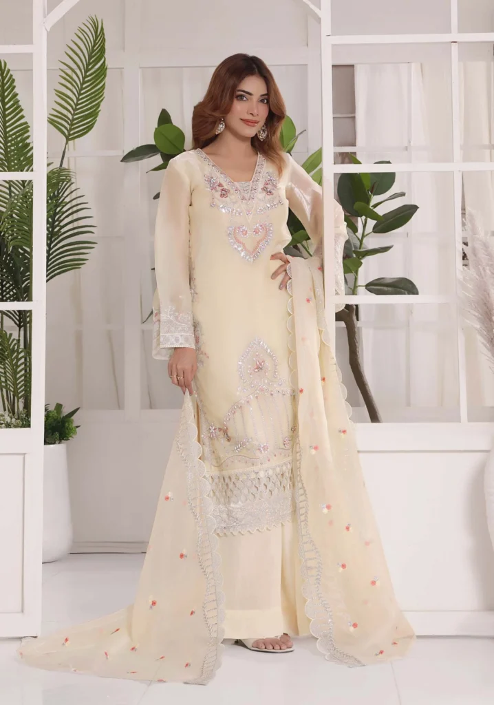 Mah-e-Noor Cream Sheesha Silk Formal Suit | Motis Fashion