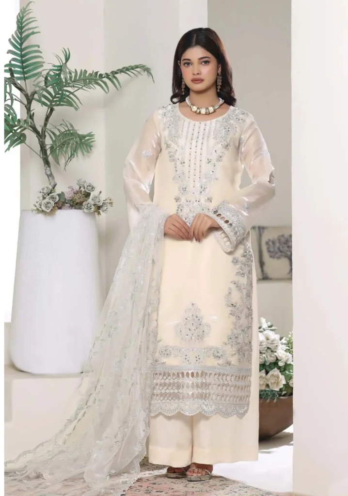 Noor Cream Lawa Silk 3pc Formal Set | Motis Fashion