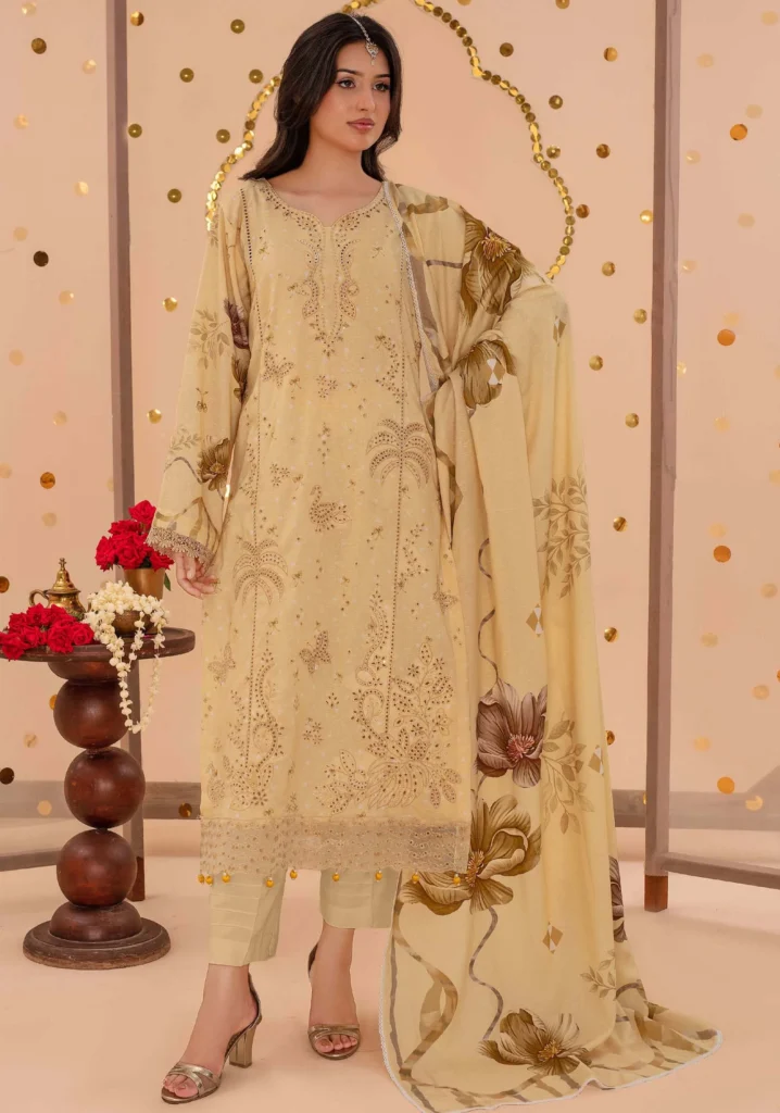 Sunehri Karandi 3pc Embroidered Suit | ZARA MEER